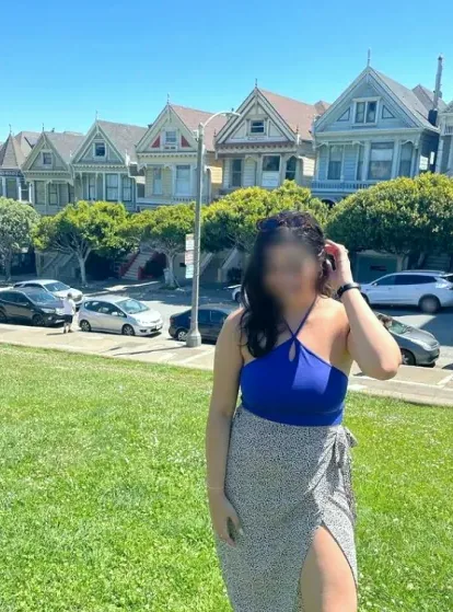 Carla, 28