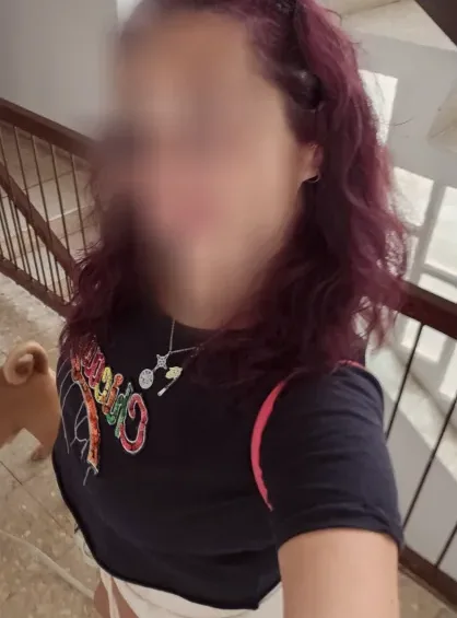 Jana, 33