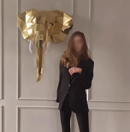 Larissa, 33