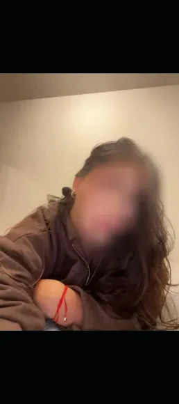 Mira, 24