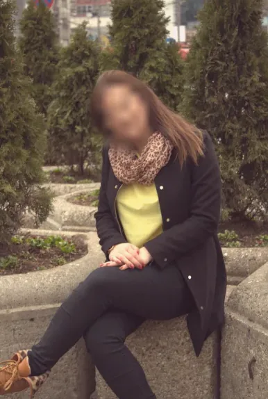 Nadja, 27