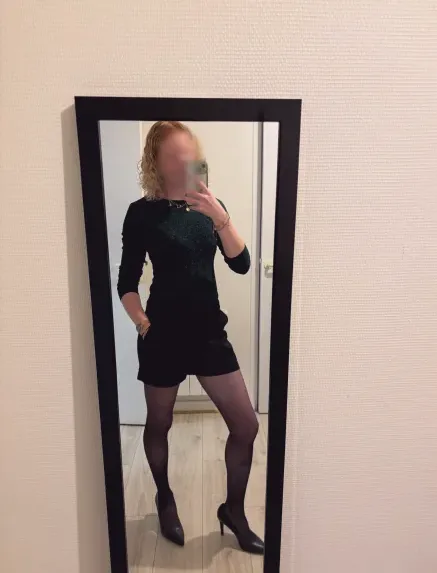 Selin, 25